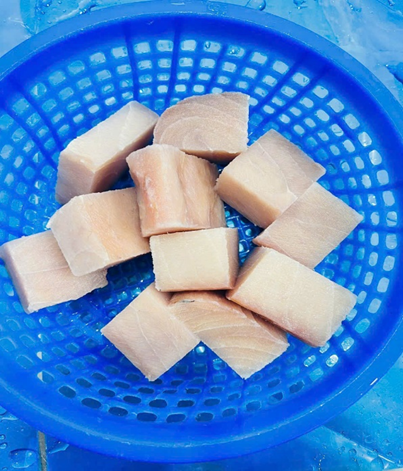 Frozen marlin cube, Skinless,Boneless (Makaira indica) Size: 35-40 grs/Pieces thumb