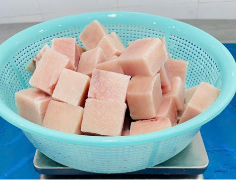 Frozen marlin cube, Skinless,Boneless (Makaira indica) Size: 35-40 grs/Pieces thumb