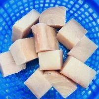 Frozen Swordfish Cube, Skinless, Boneless (Xiphias Gladius) Size: 25-50 grs/pc thumb